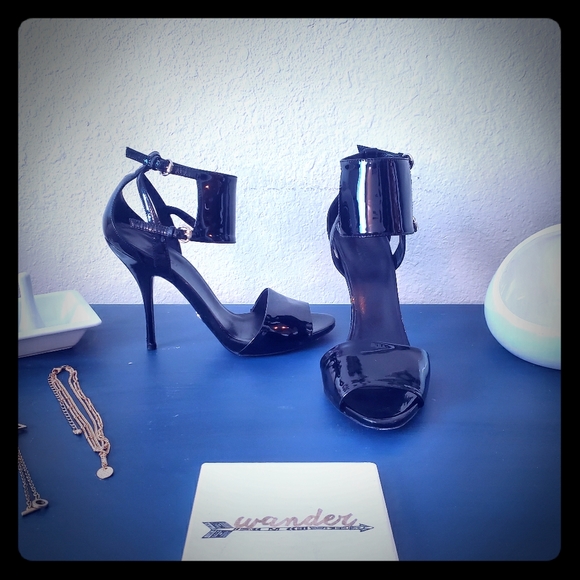 Gucci Shoes - 36.5 GUCCI - Black Patent Leather Sexy Ankle Pumps 36.5